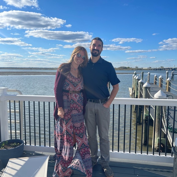 Meet your Posher, Amanda - Picture 2 of 6